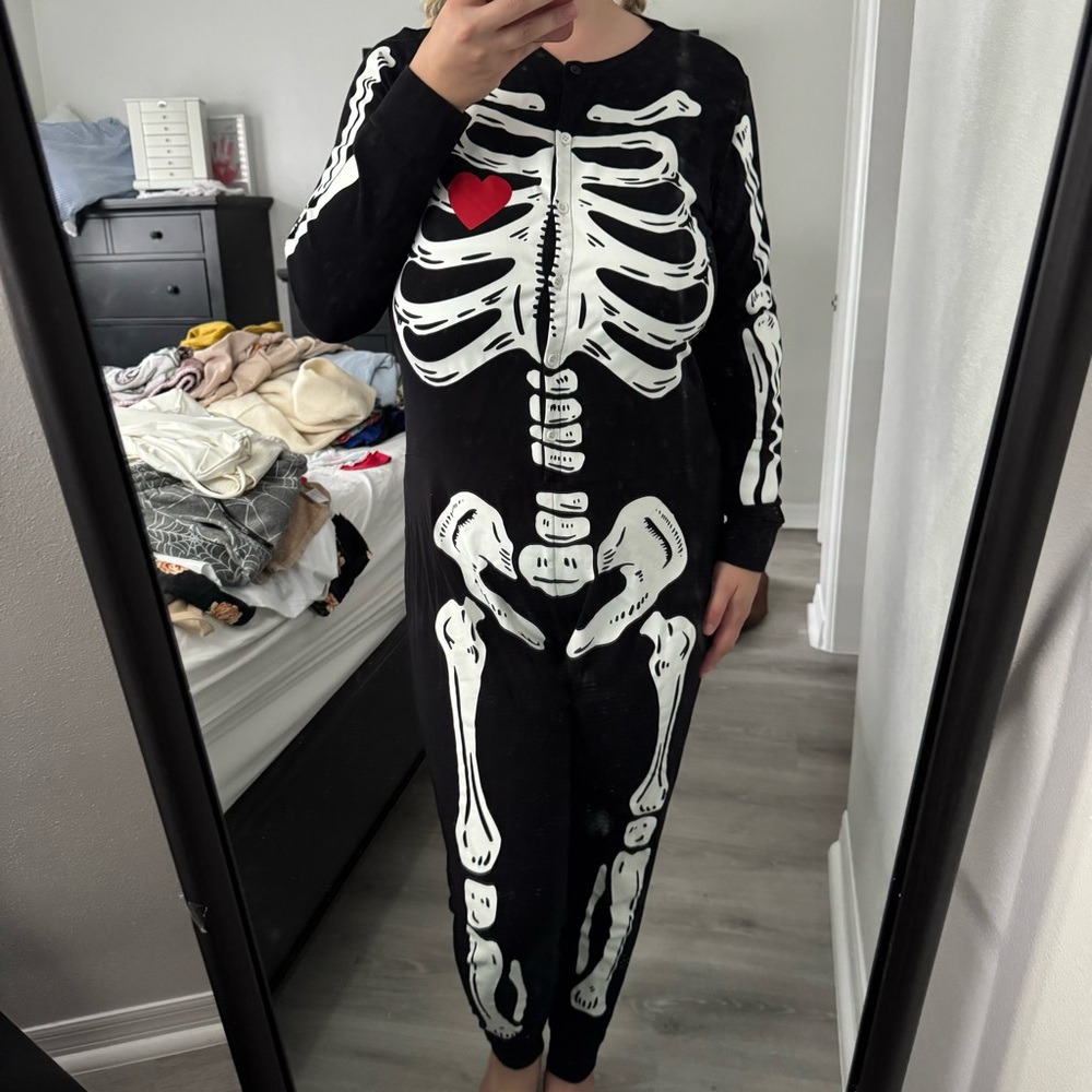 Old Navy Black Graphic Onesie